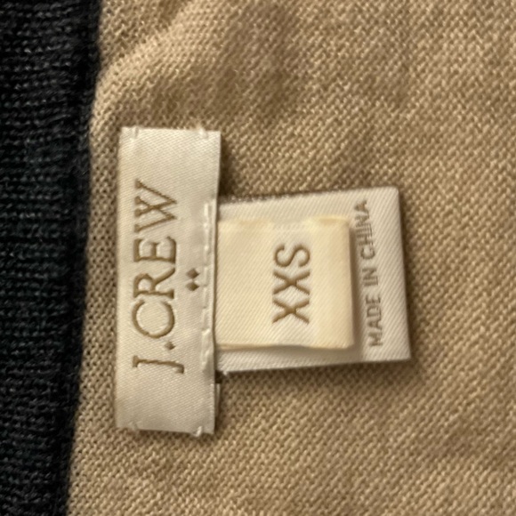 Women’s J.Crew Polka Dot Crew Neck Pullover Sweater Size XXS Camel w/ Black Dots - Picture 4 of 4